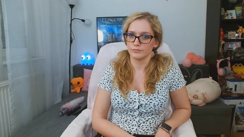 LunaNicole  08-10-2022
